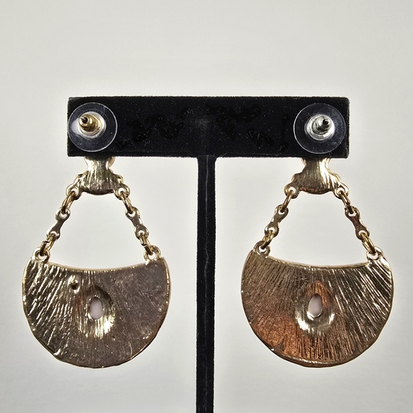 Elegant Gold and White Beaded Earrings - Picture 2 of 5